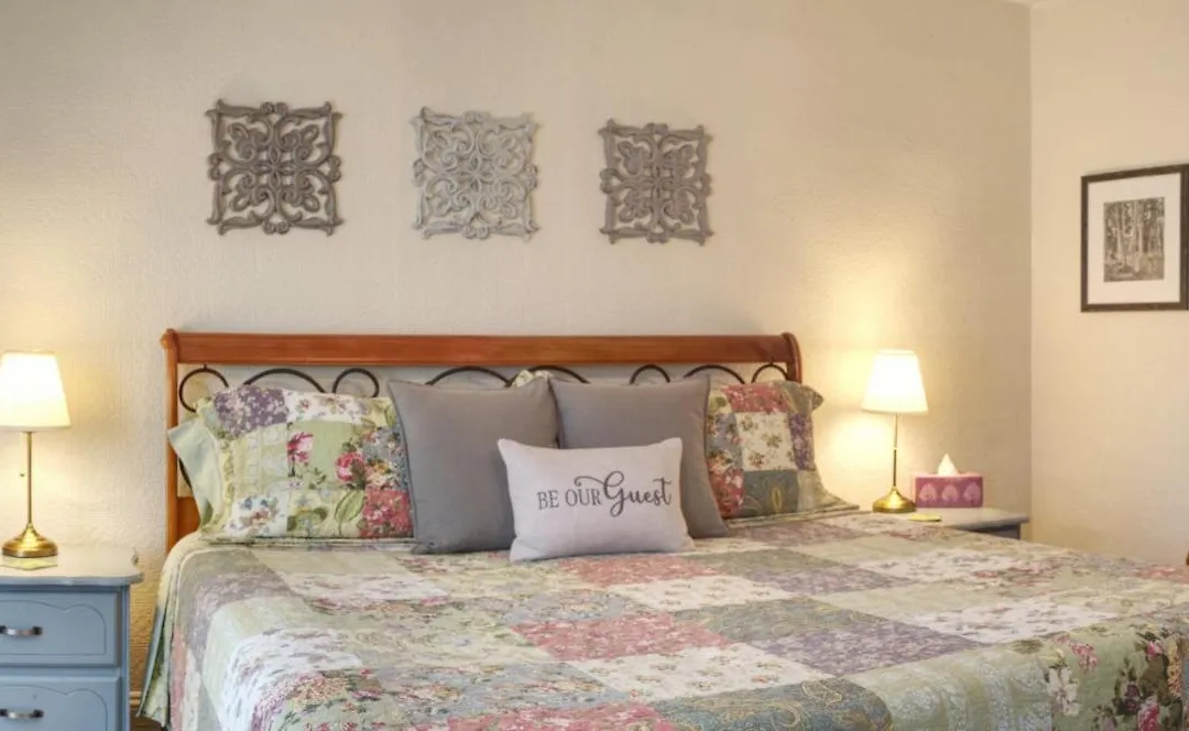 Willow House Inn B&B-1